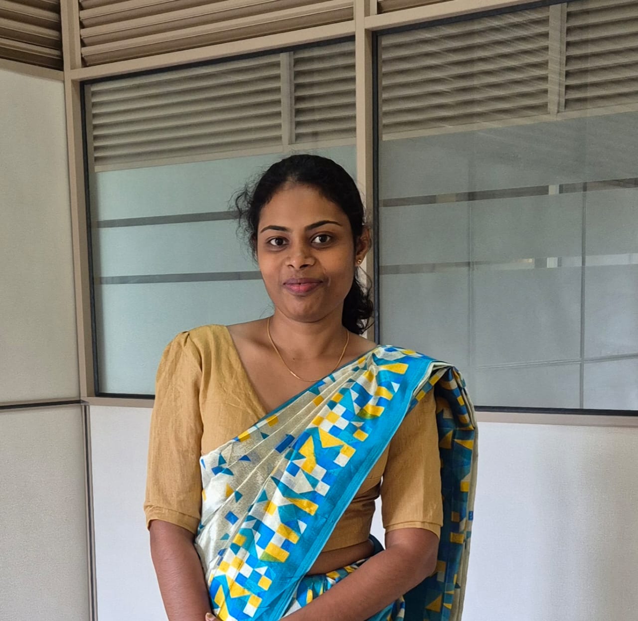 Ms. Mauri Siyambalapitiya