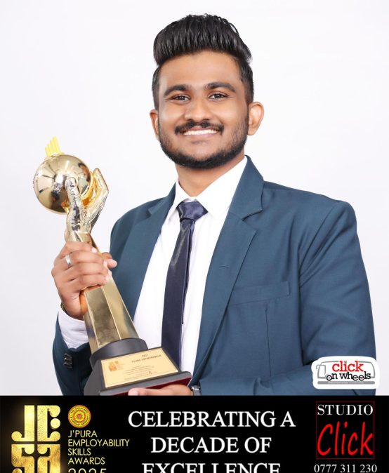 Congratulations to Hansana Janinda – Winner of the J’pura Best Young Entrepreneur Award at JESA 2025