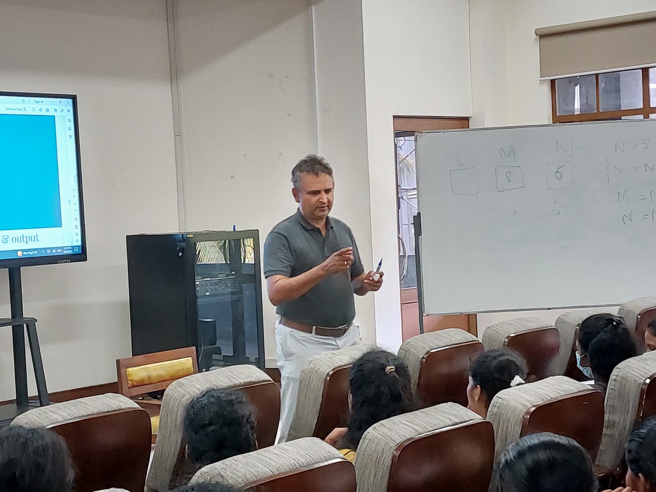 Guest Lecture on “A Dash of Programming” Guest Lecture on “A Dash of Programming”